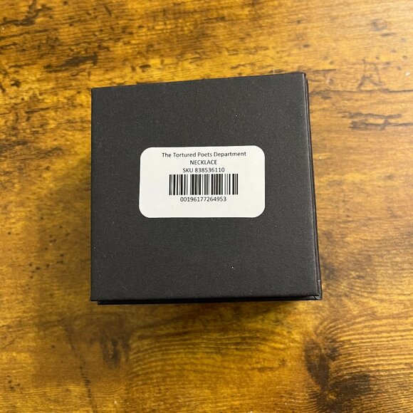 Taylor Swift - The Tortured Poets Department Necklace NWT Sold Out - Picture 3 of 3